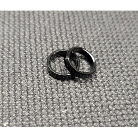 2mm x .25 black axle spacer (2)