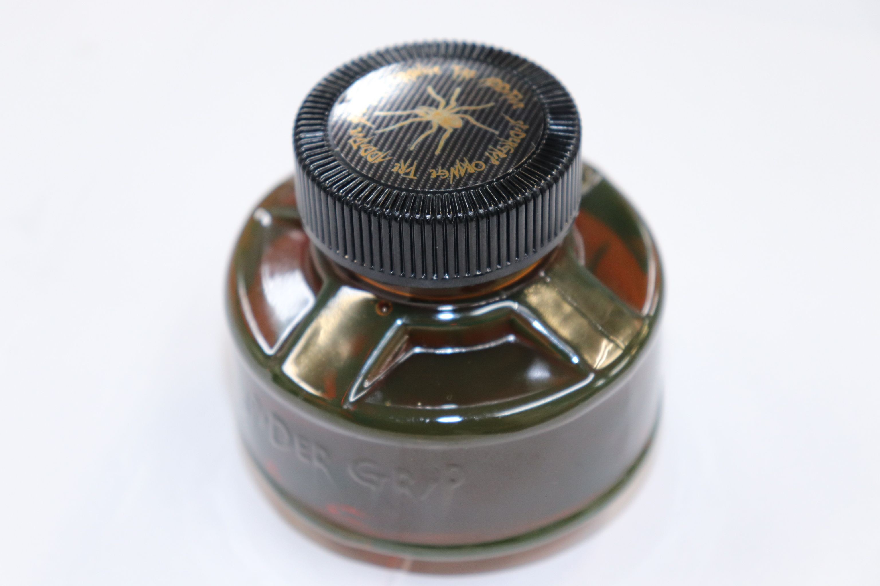 Spider Grip Orange - Strong for Asphalt (125ml) Spider Grip Orange - Strong for Asphalt (125ml)